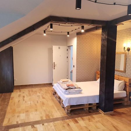Airport Apartments Belgrado Buitenkant foto