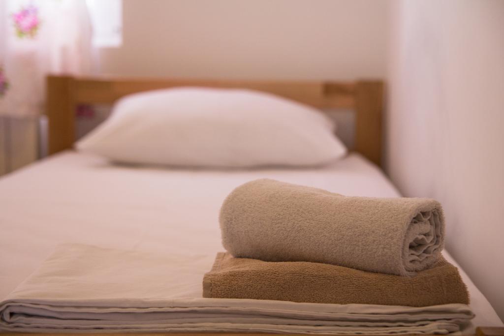 Airport Apartments Belgrado Buitenkant foto